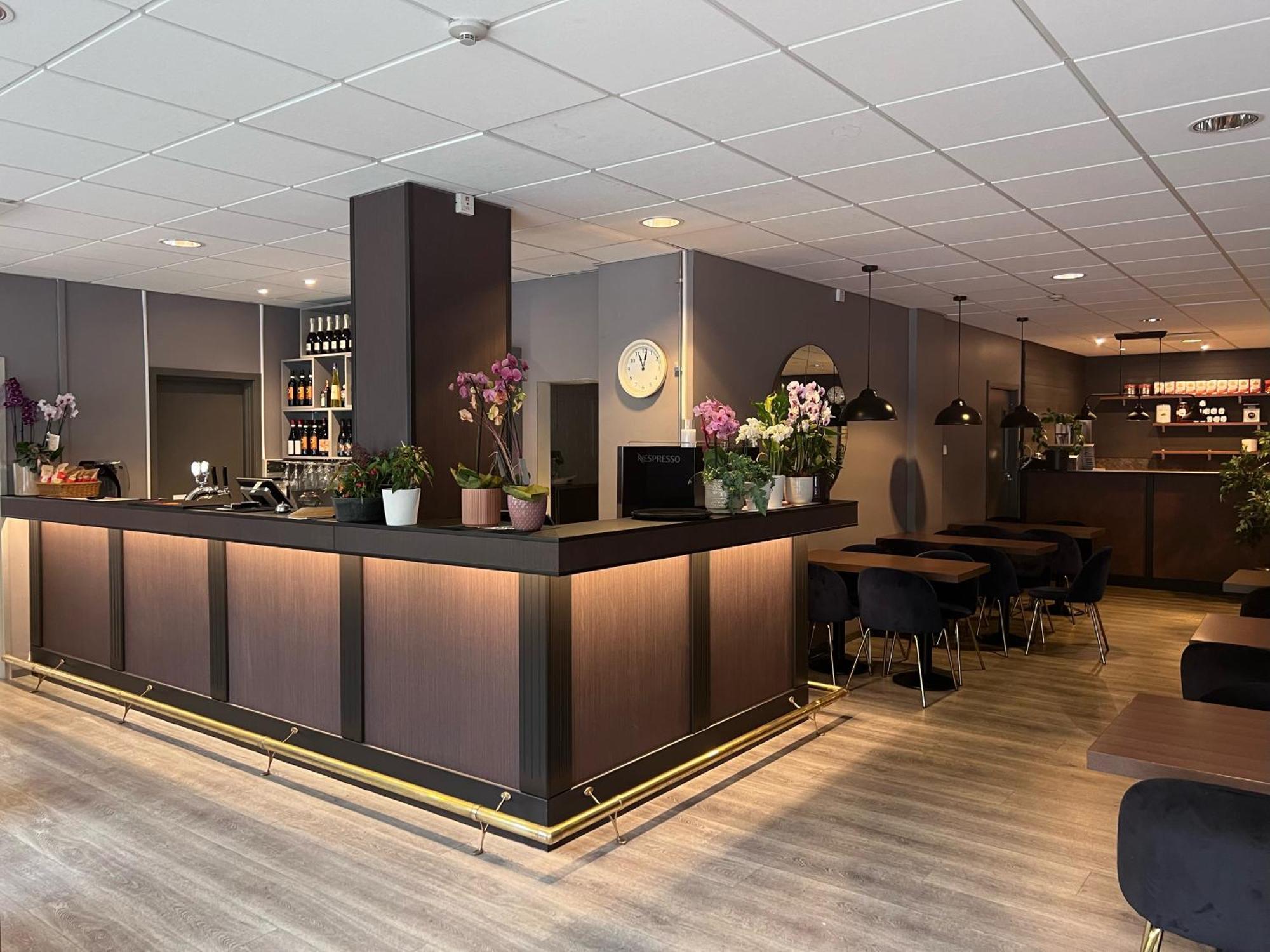 City Central Hotel Oerebro By First Hotels Экстерьер фото